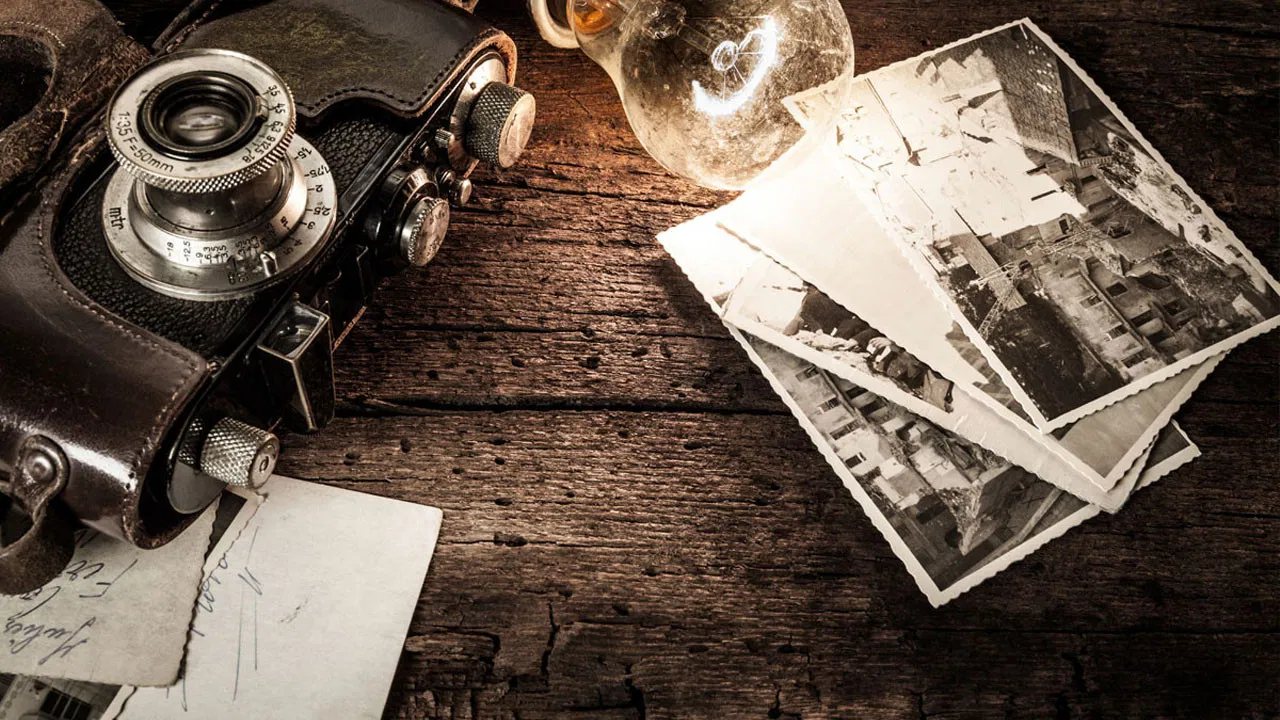 Rekishi Hiwa Historia backdrop