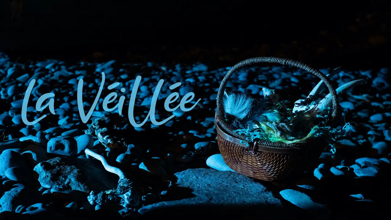 La Véillée backdrop