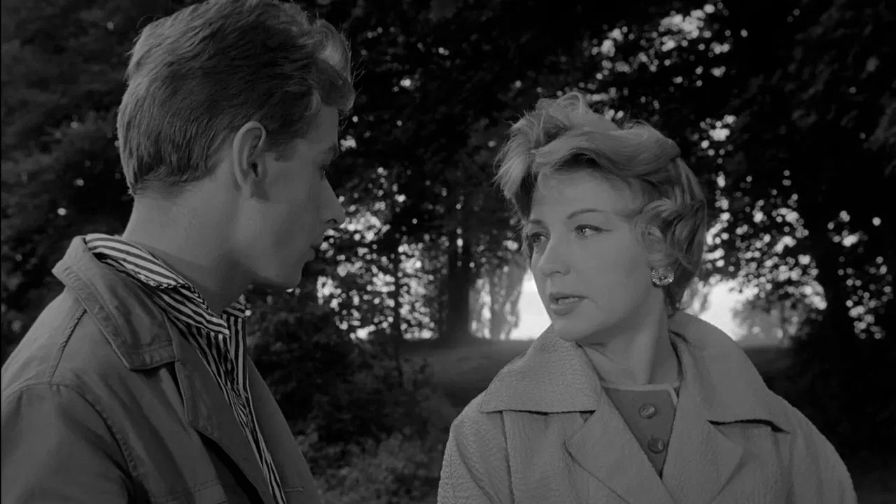 Goodbye to the Past backdrop