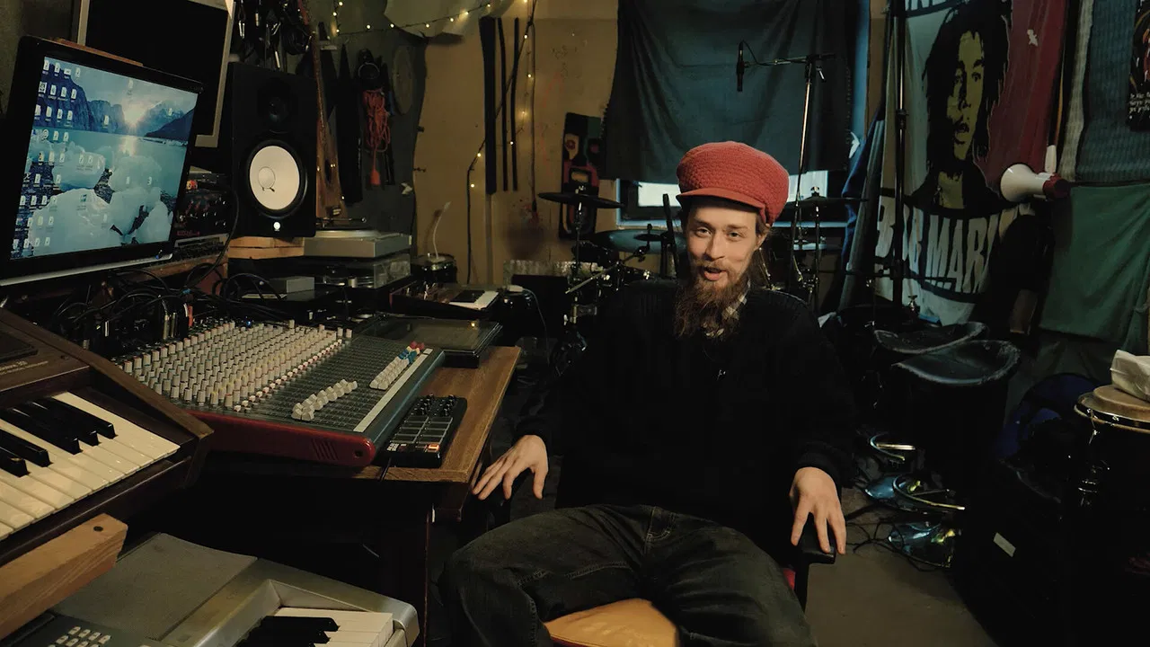 Žiūrėk, koks garsas. Vilniaus garso sistemų kultūra. backdrop