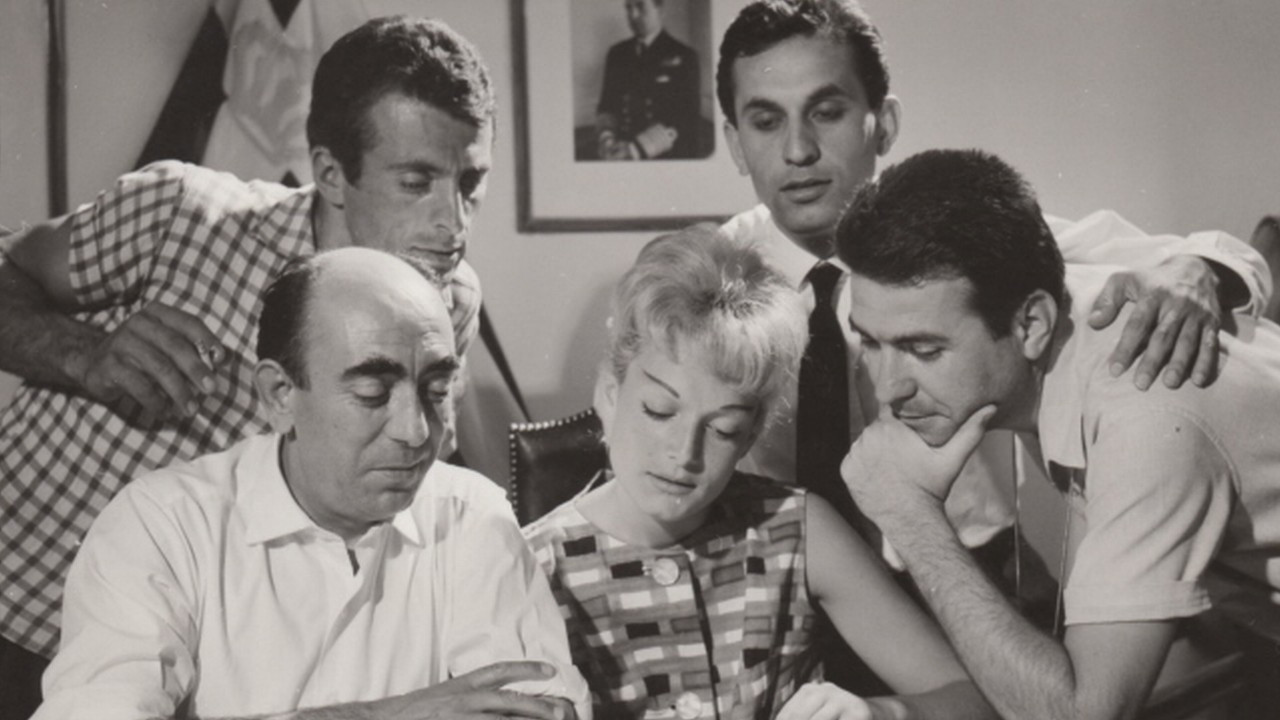 Η Ζωή Μου Αρχίζει Με Σένα backdrop