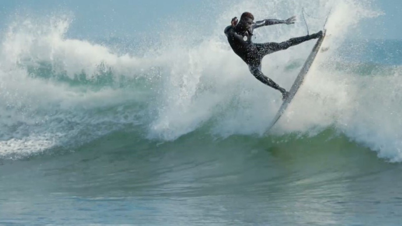 Dakar Surf City backdrop