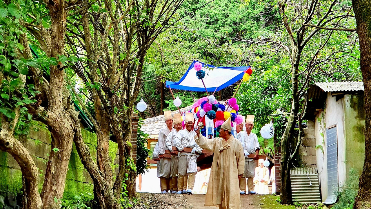 A song for my dear backdrop