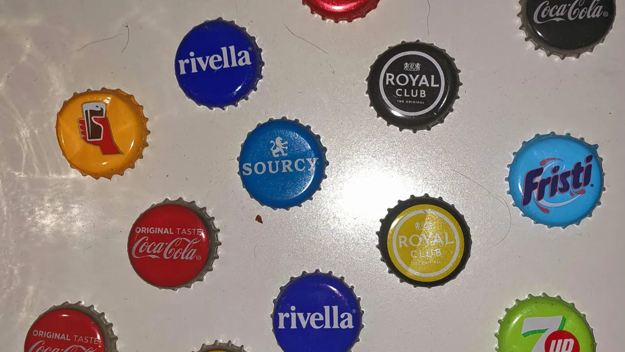 i love bottle caps backdrop