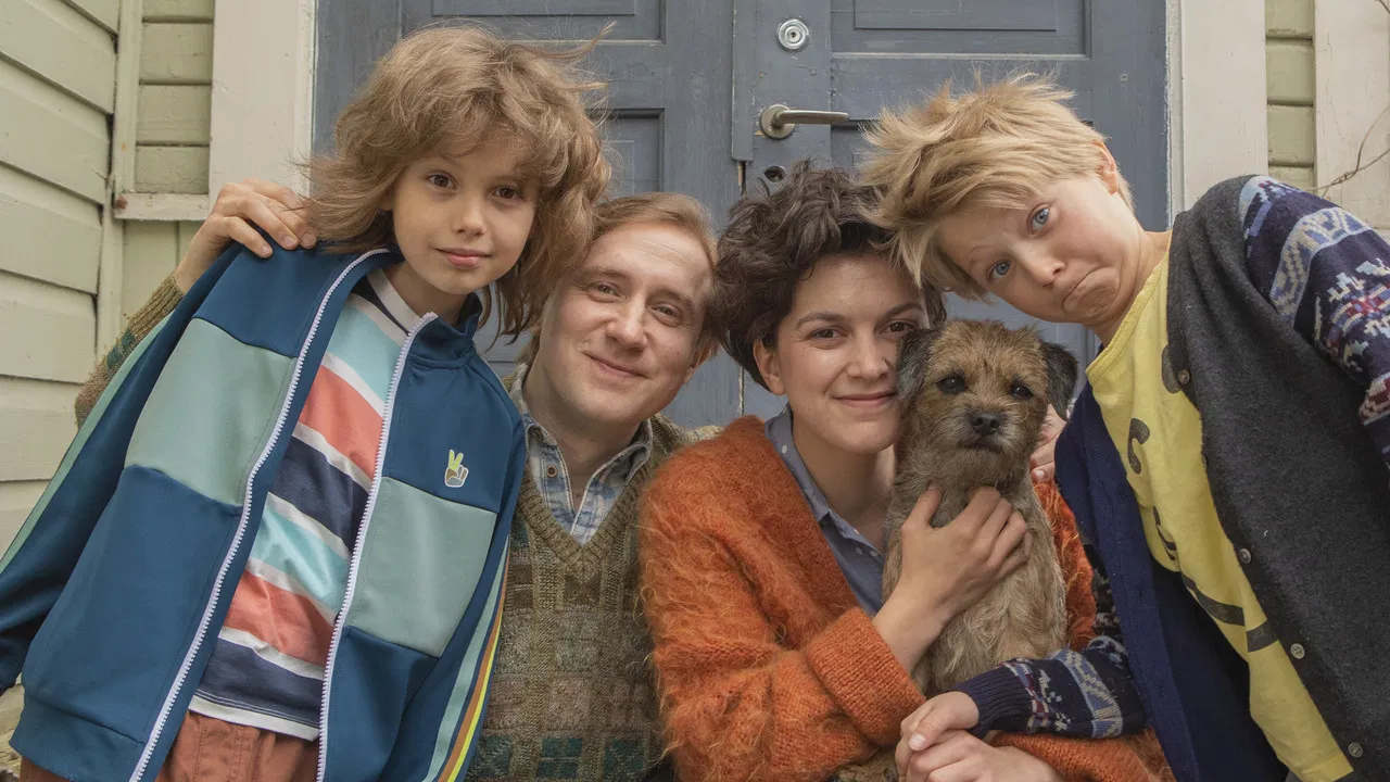 The Hullabaloos! backdrop