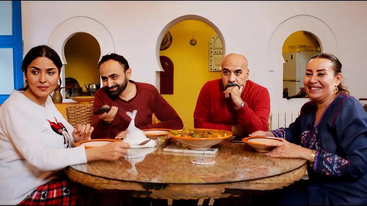 Familia Grande backdrop