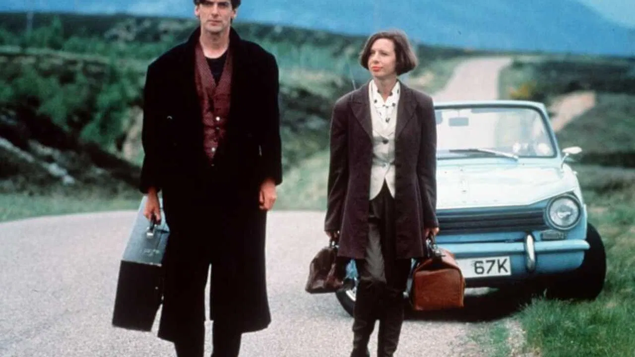 Soft Top Hard Shoulder backdrop