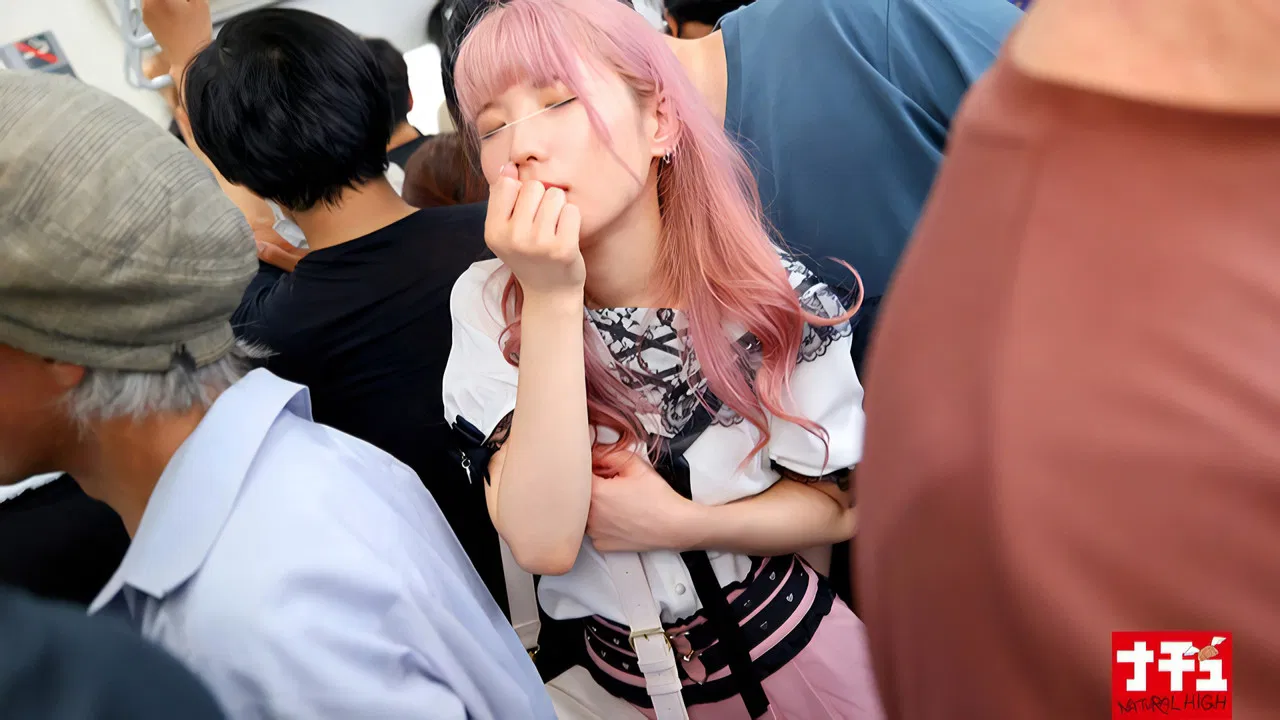 ミニスカ生足羞恥8 短いスカートをめくってバックからやりまくれ! backdrop