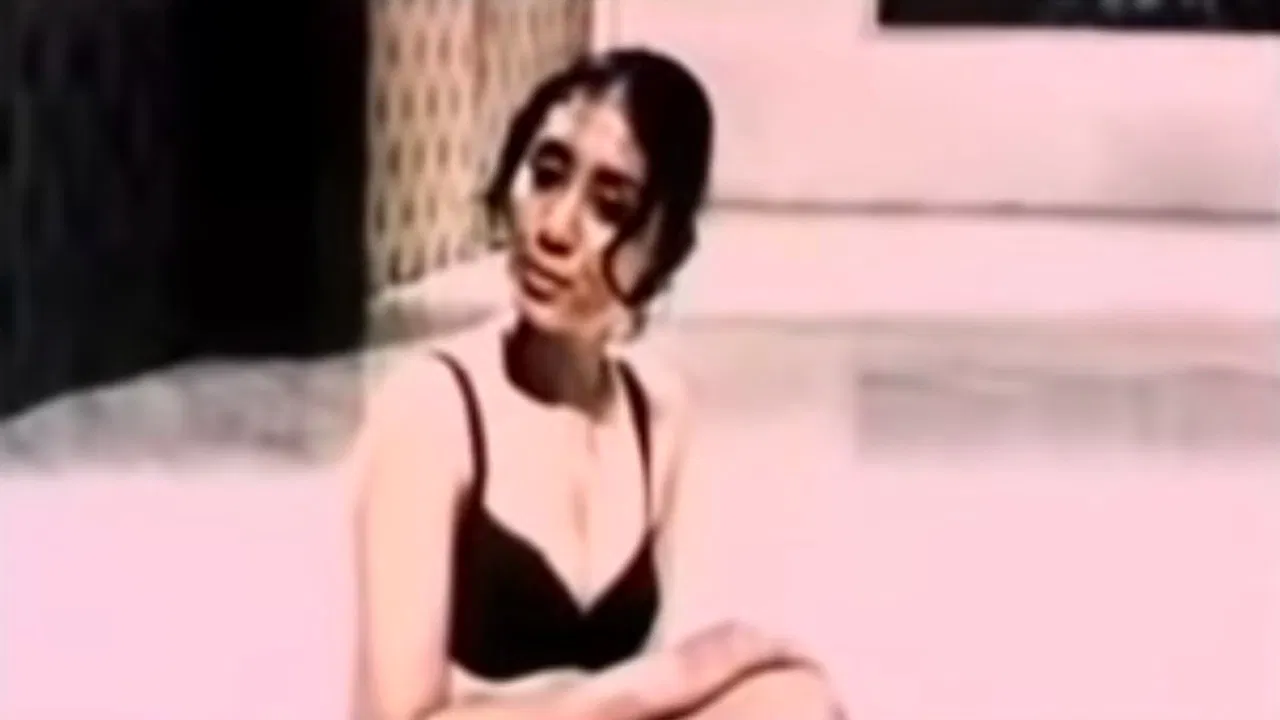 Inem Pelayan Sexy backdrop