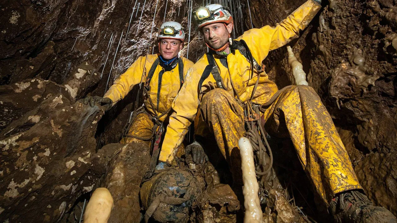 On a marché sous la Terre backdrop