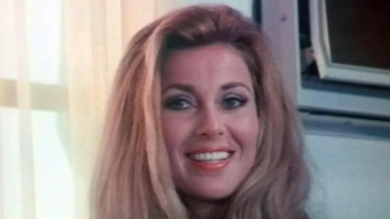 Judy's Little No-No backdrop