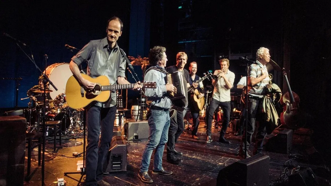 Im Auge des Trommelfells live backdrop