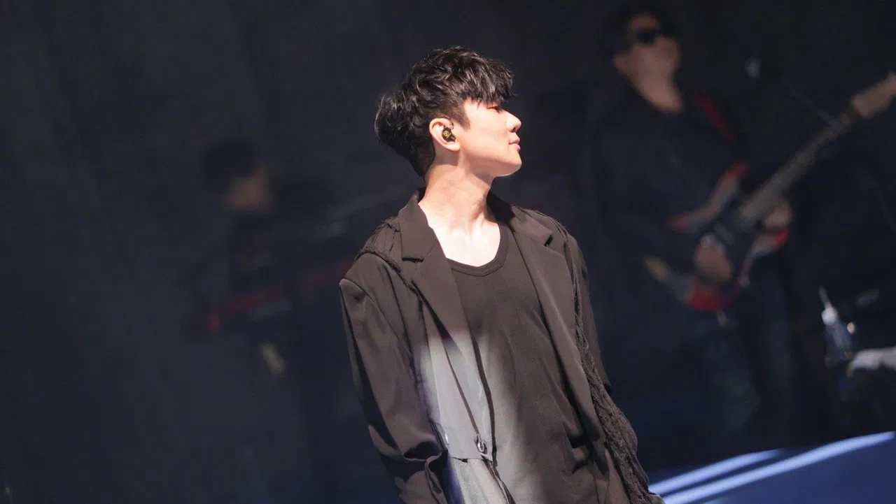 林俊杰「重拾_快乐」首唱会 backdrop