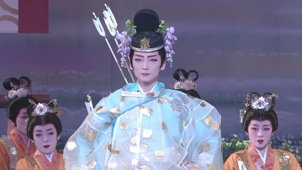 Love Blooms Out on the Murasakino backdrop