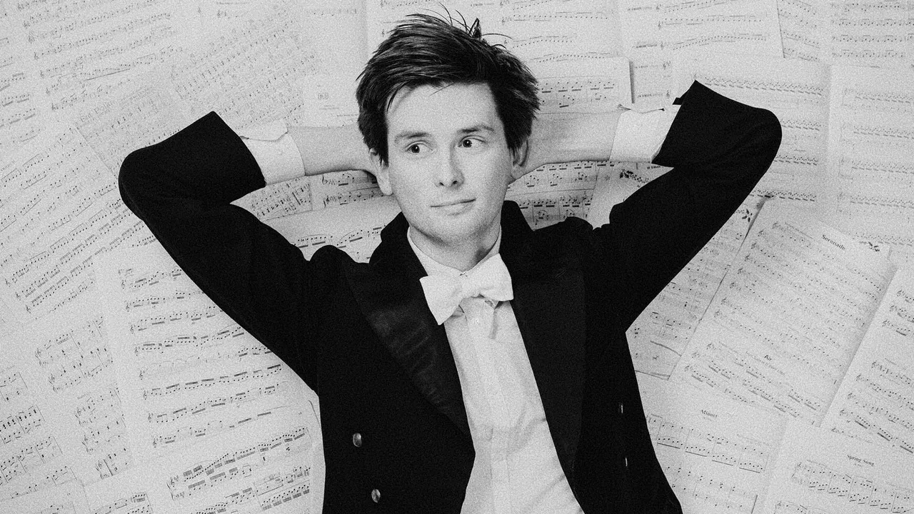 Kieran Hodgson: Maestro backdrop