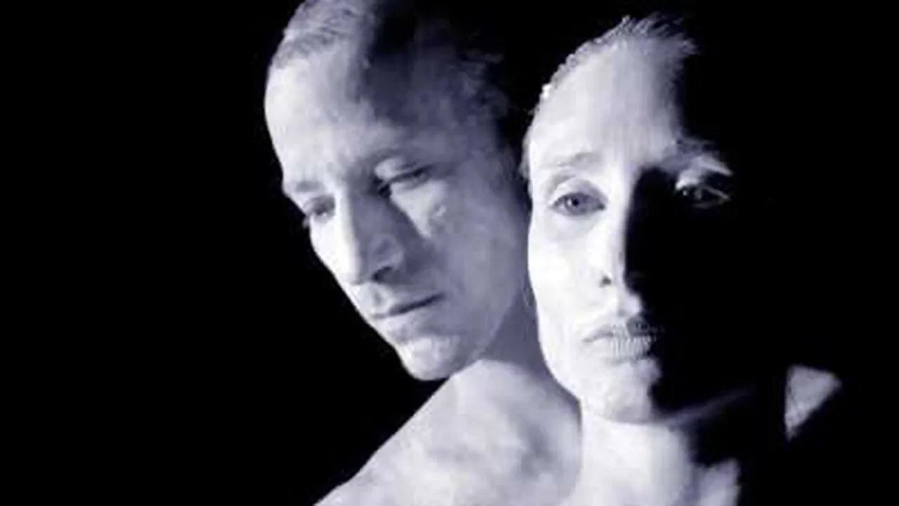 Alma Imoral backdrop