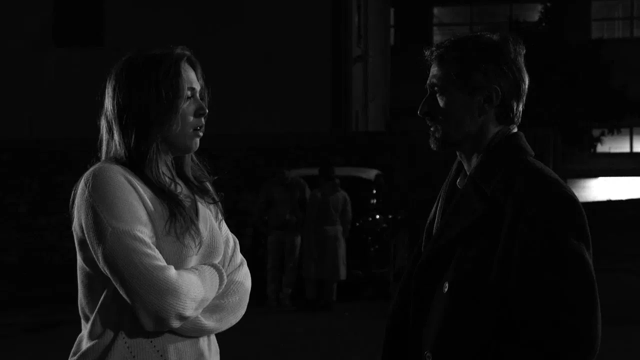 Mezze Verità backdrop