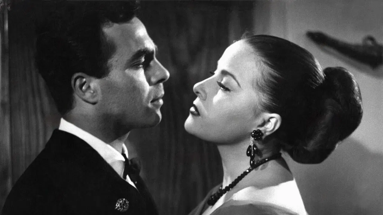 Santa Lucia Luntana... backdrop