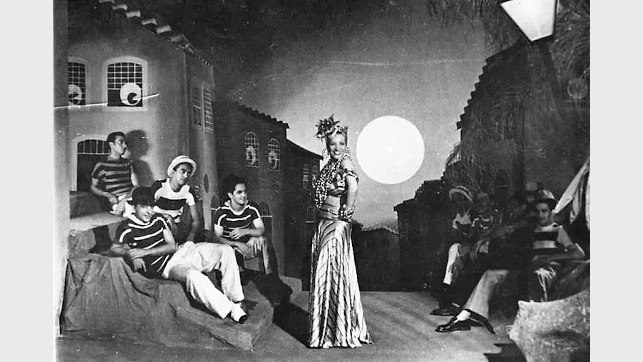 Banana-da-Terra backdrop