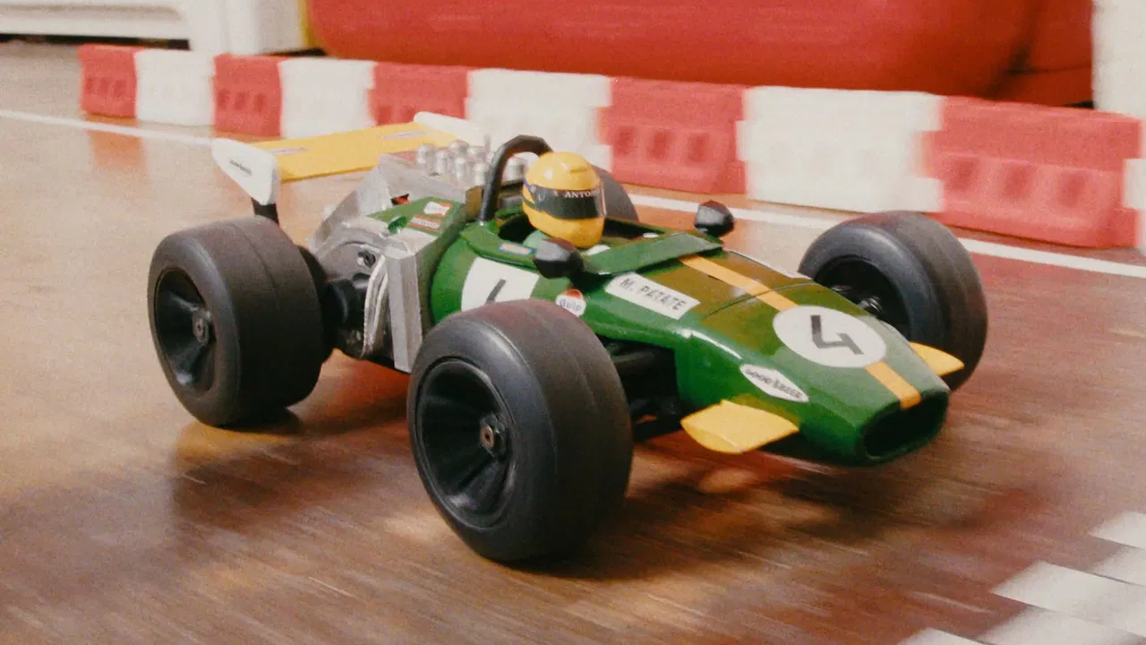 The 1971 Kitchen Grand Brie backdrop