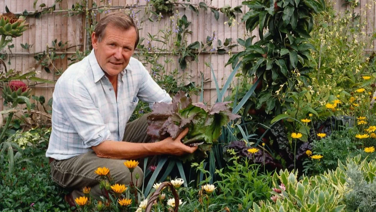 Geoff Hamilton: a Man and His Garden backdrop
