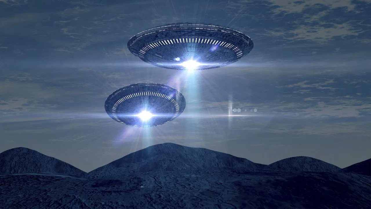 I Know What I Saw backdrop