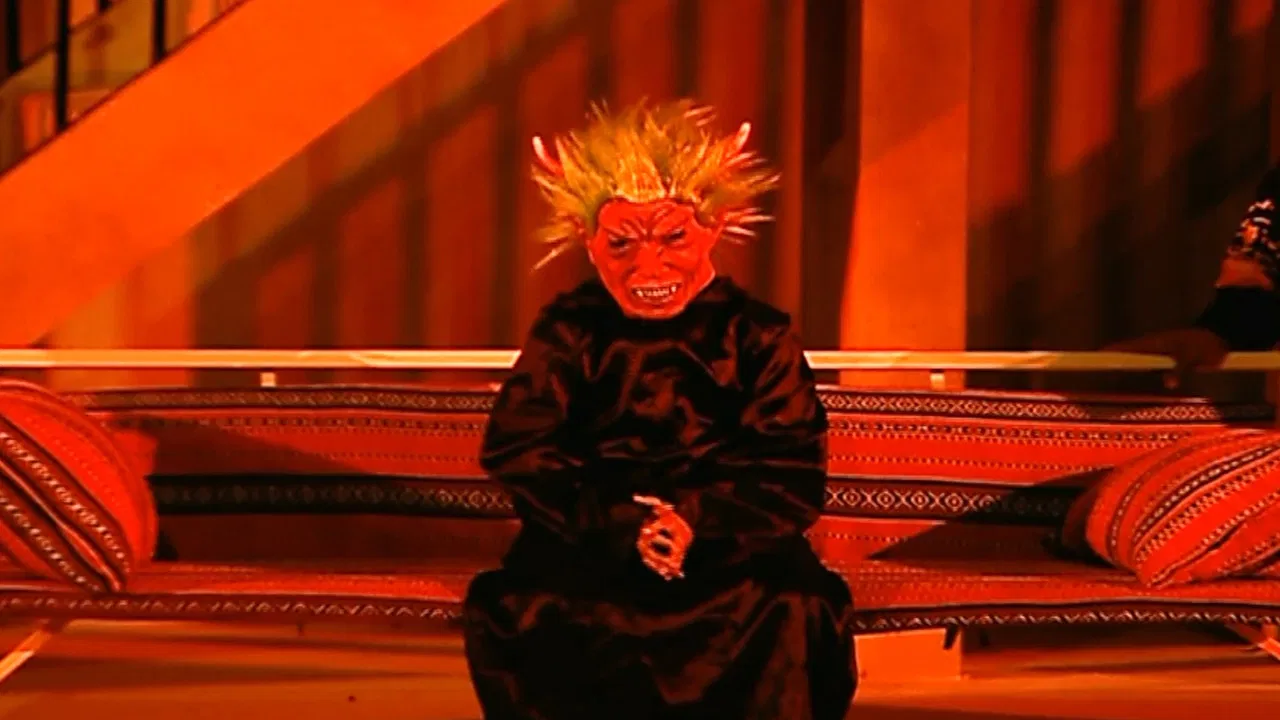 Om Ali Ghosts backdrop