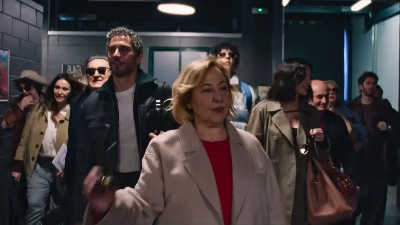 Aída y vuelta backdrop