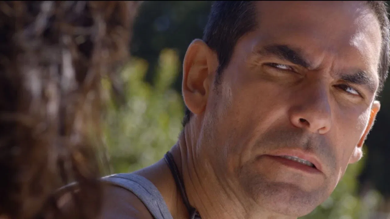 Johnny 100 Pesos: Chapter Two backdrop