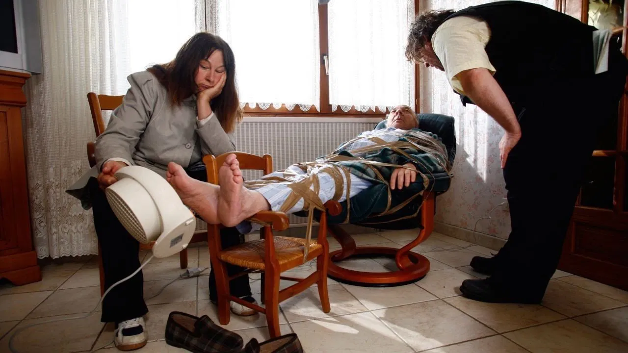 Louise-Michel backdrop