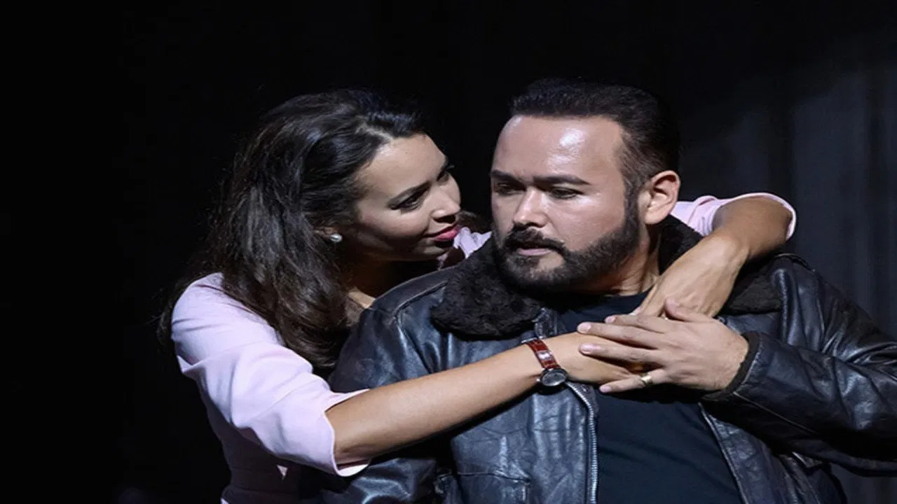 The Metropolitan Opera: Lucia di Lammermoor backdrop