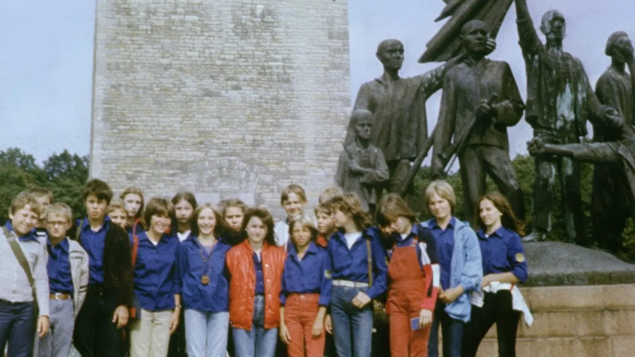 Erfurt - Gesichter eines Bezirkes backdrop