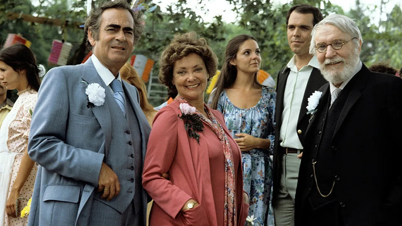 Terre humaine backdrop