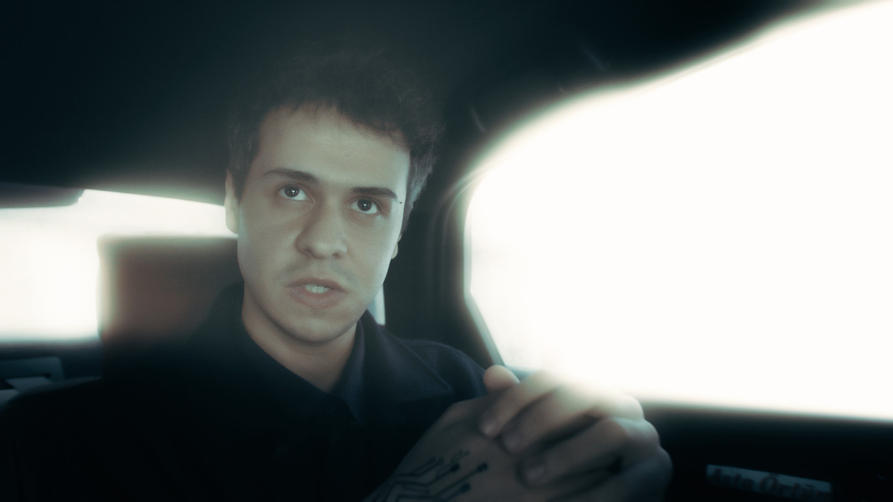 It Knows Everything backdrop