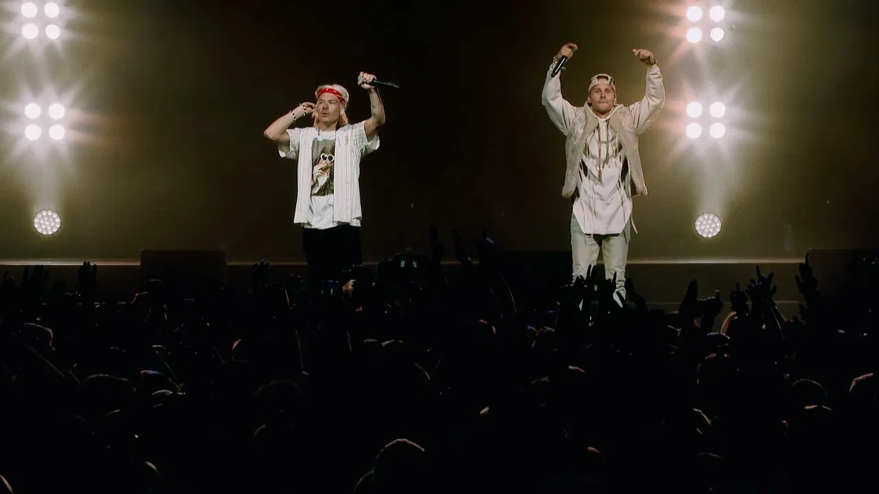 JVG-elokuva: Vuodet ollu tuulisii backdrop