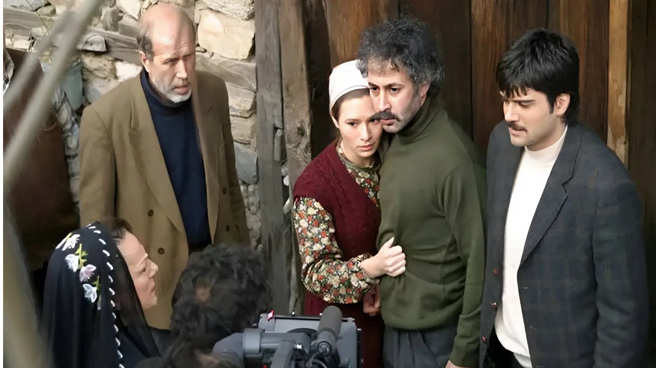 Yeşeren Düşler backdrop