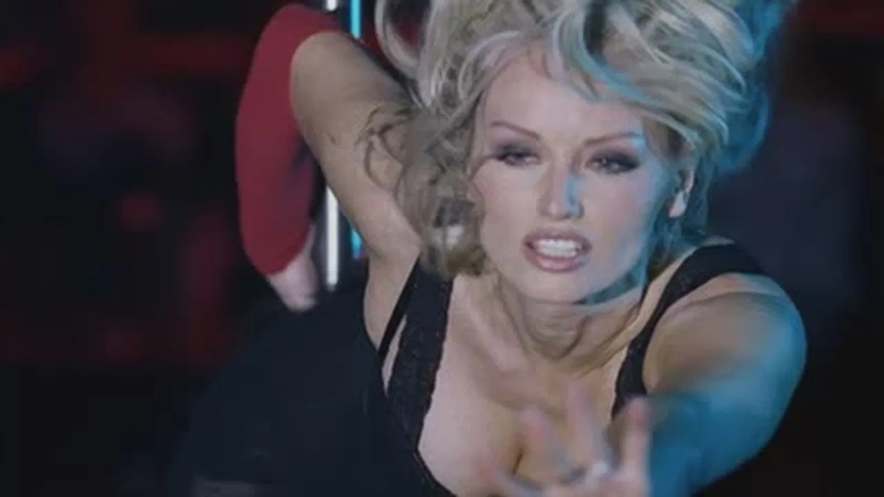 Trois petites filles backdrop