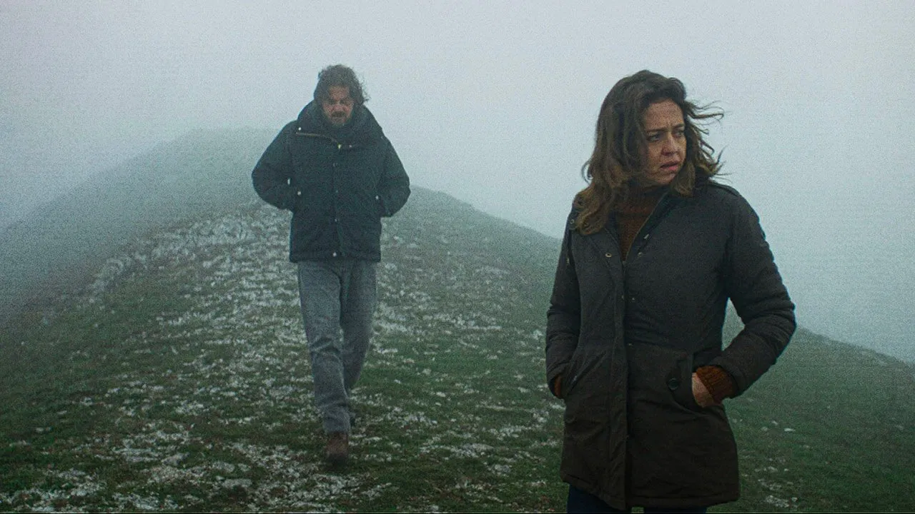 Dall'alto di una fredda torre backdrop