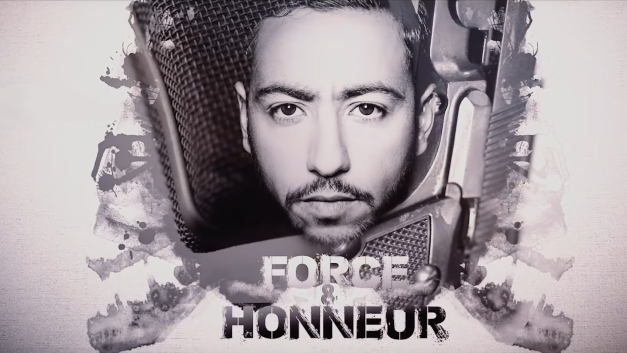 Force & Honneur backdrop