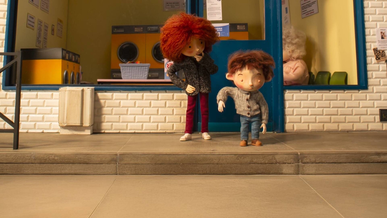 Lola and the Sound Piano backdrop