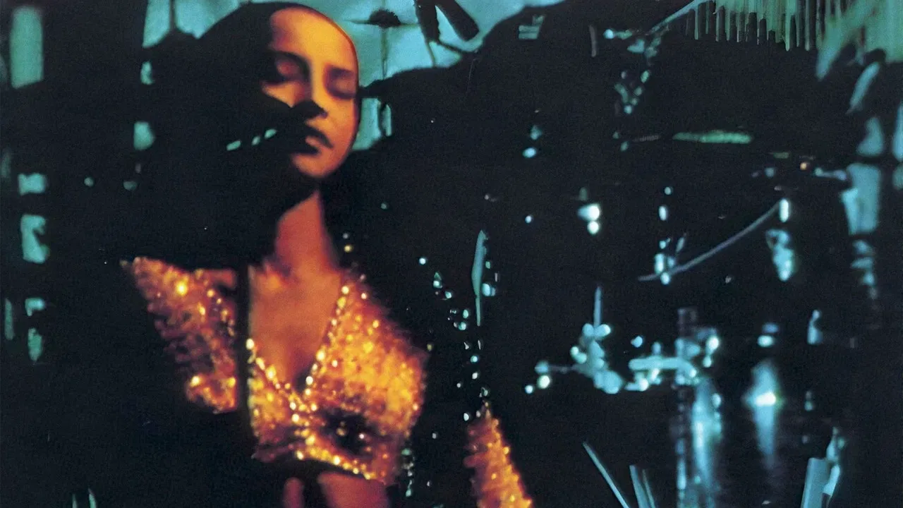 Sade: Live backdrop