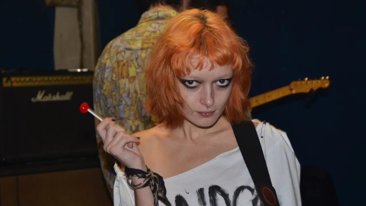 Fils de Punk backdrop