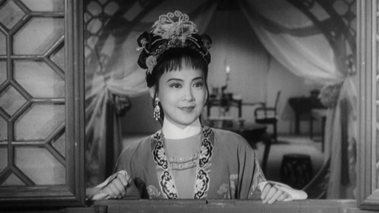 The Peach Blossom Fan backdrop