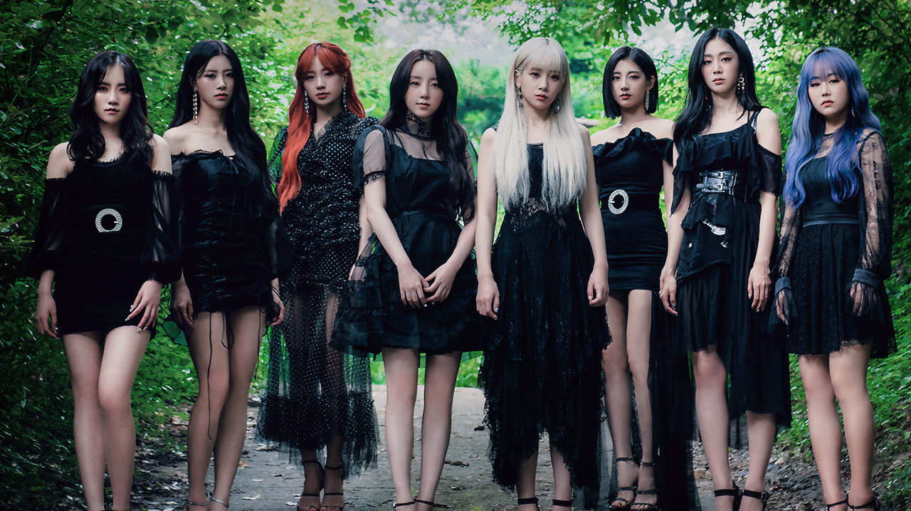 LOVELYZ ONTACT Concert "Deep Forest" backdrop