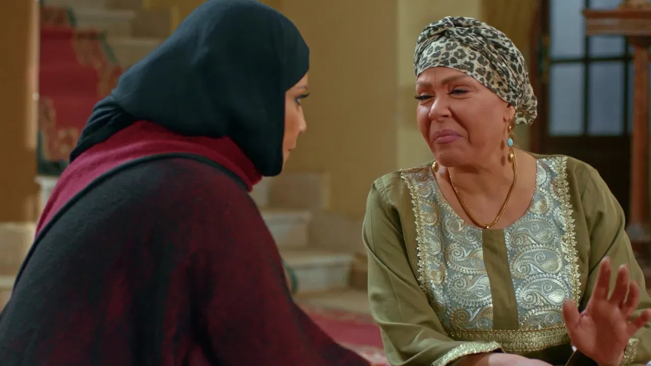 البيت الكبير backdrop