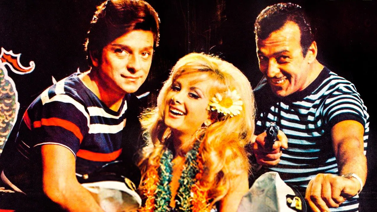 Hindistan Cevizi backdrop