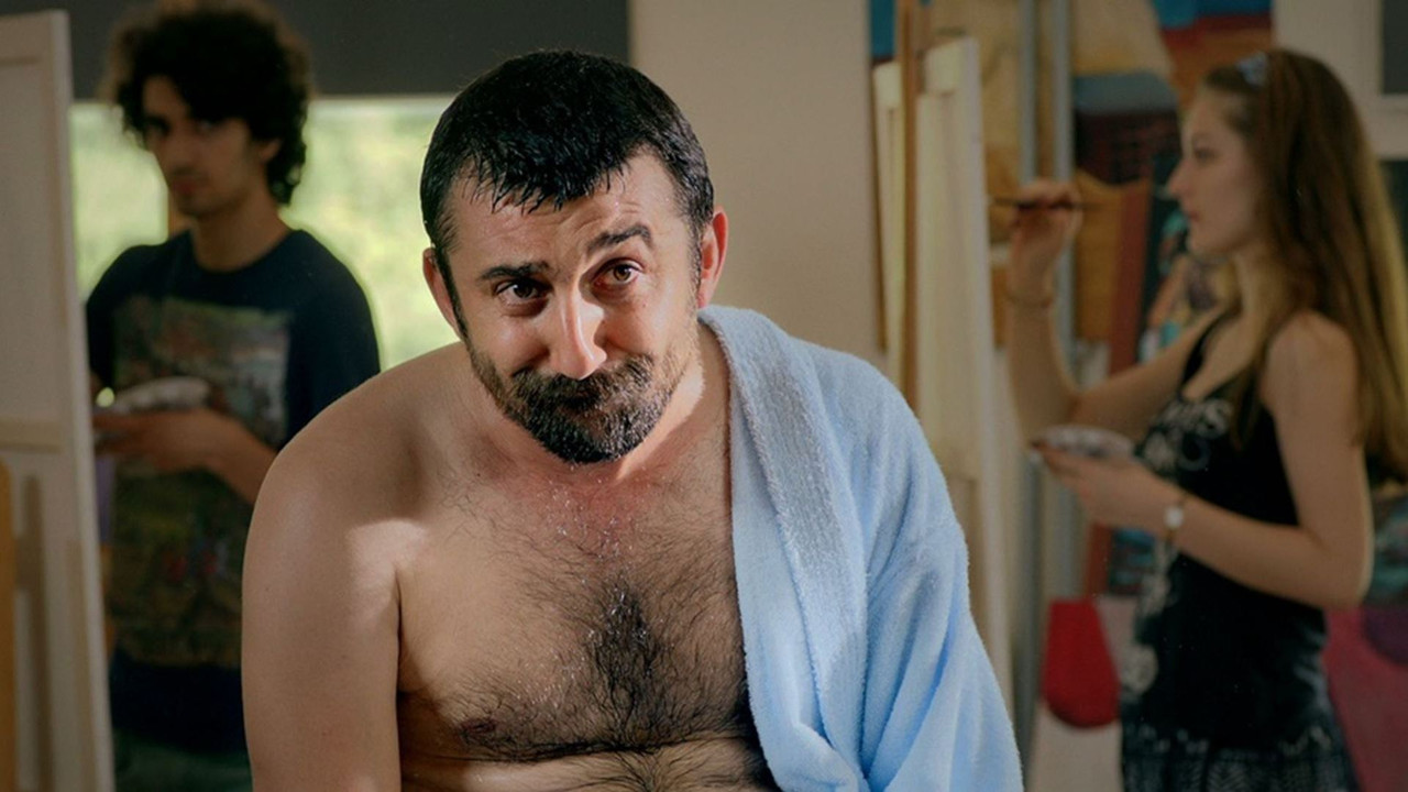 Guruldayan Kalpler backdrop