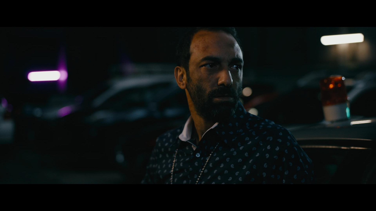 Flores y Cienfuegos backdrop