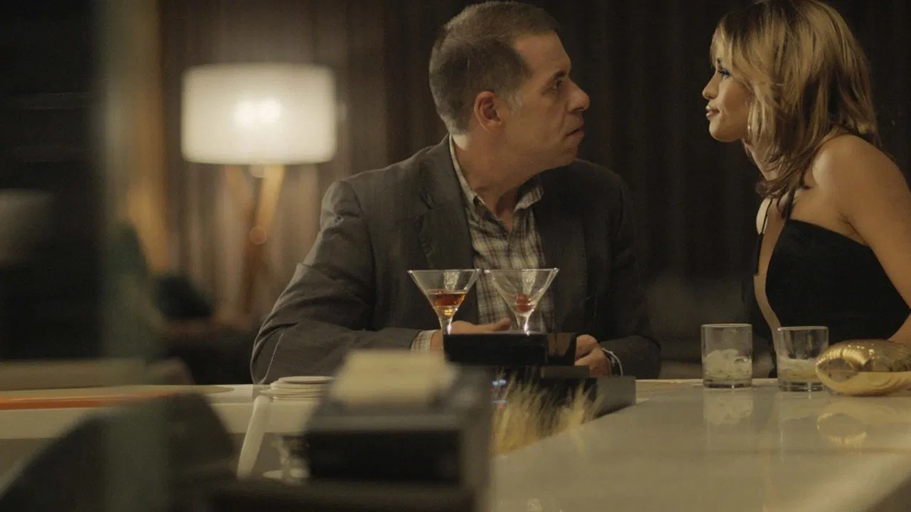 Histórias Quase Verdadeiras backdrop