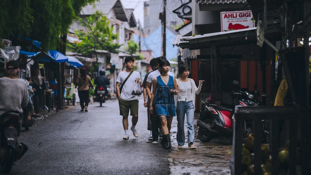 Outside of School, Salesperson backdrop